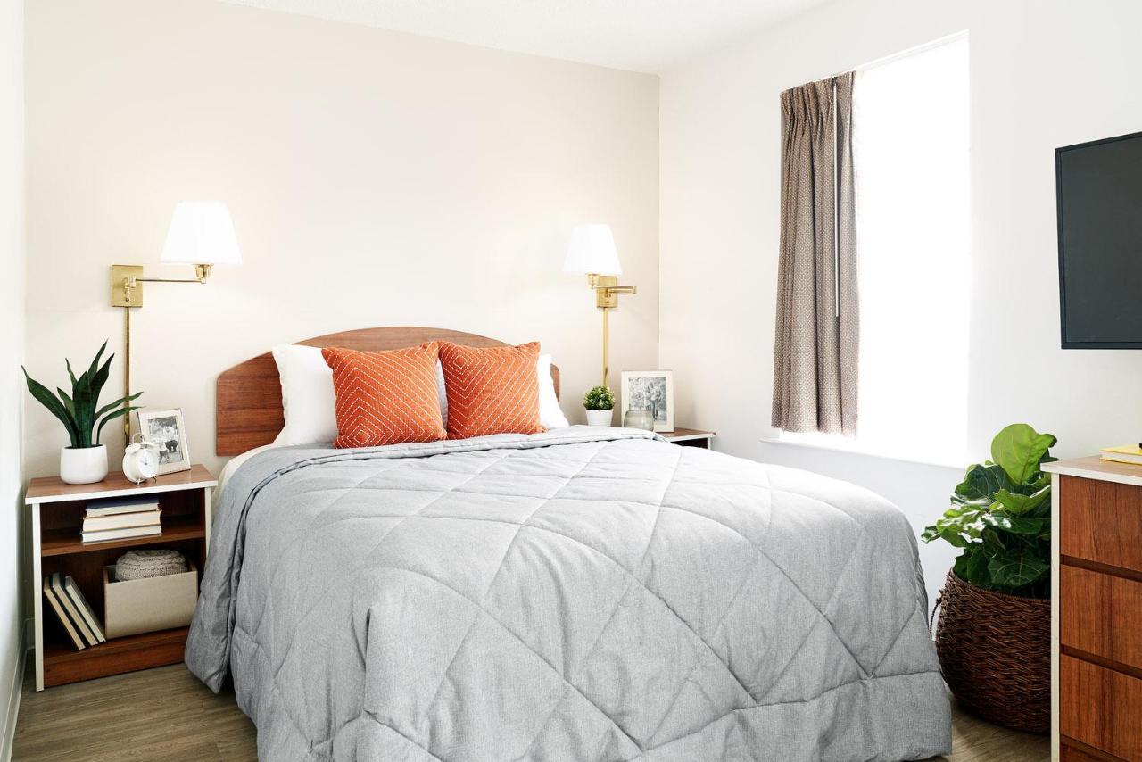 Intown Suites Extended Stay Houston Tx - Stuebner Airline Rd Louetta Exterior photo